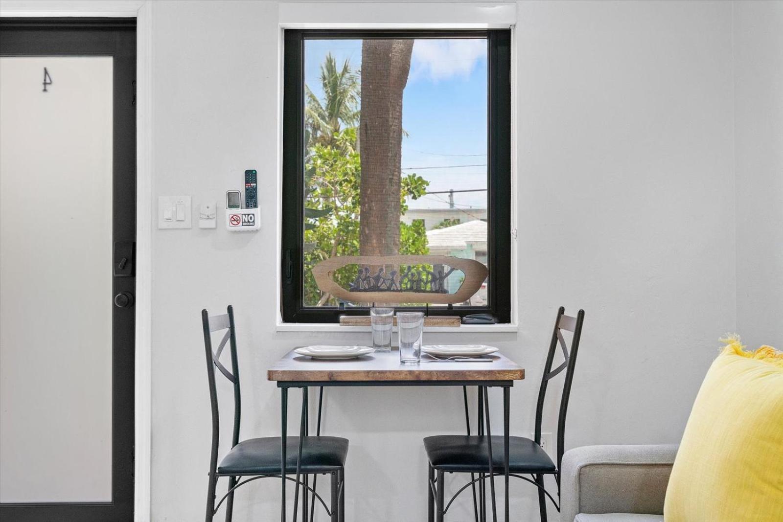 Walnut By The Sea Apartment Холивуд Екстериор снимка