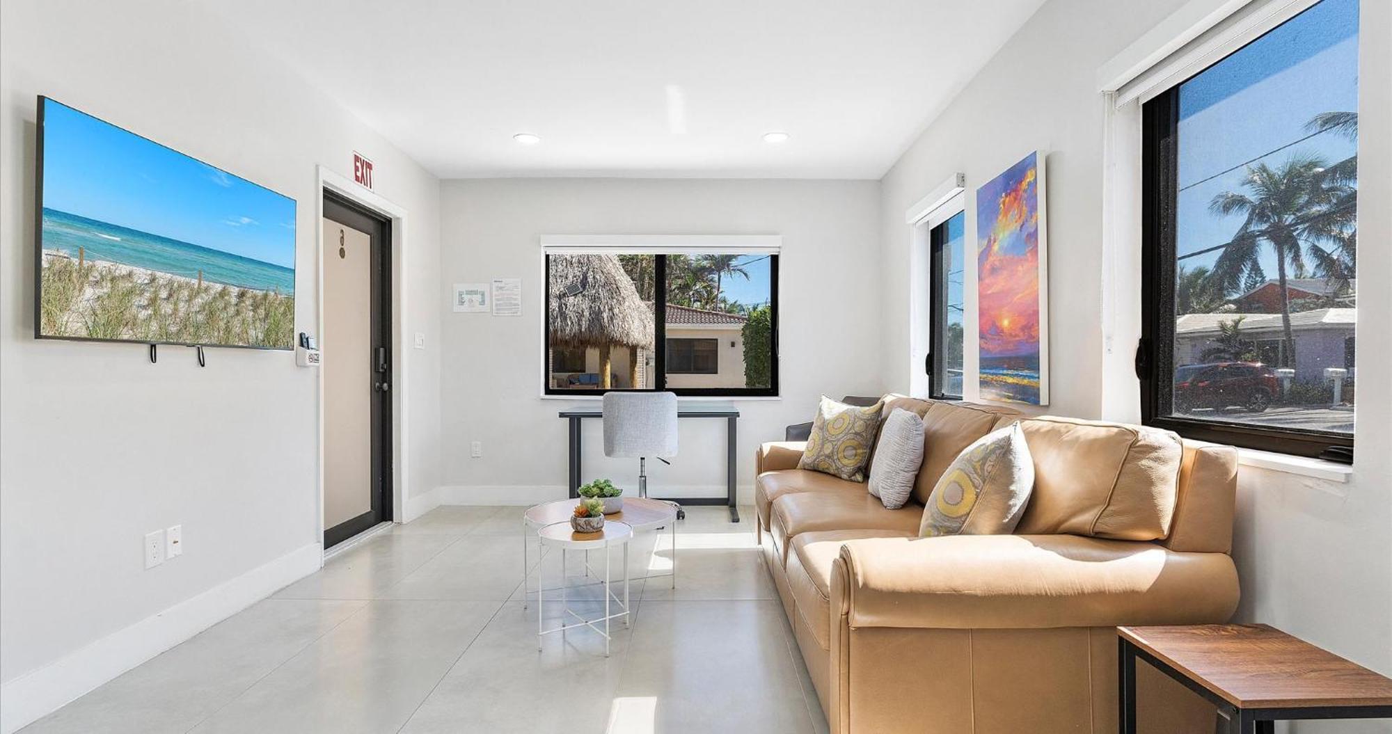 Walnut By The Sea Apartment Холивуд Стая снимка